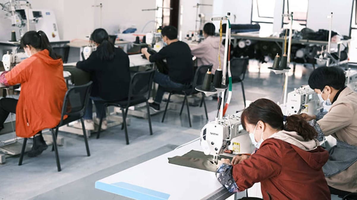 Low MOQ outdoor apparel production